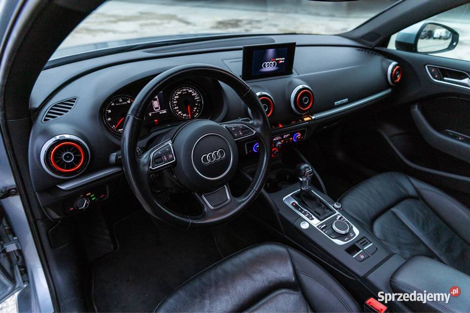 Audi a3 8v 2016 20 tfsi 220 quattro dsg mały gniazdo AUX Świdnik