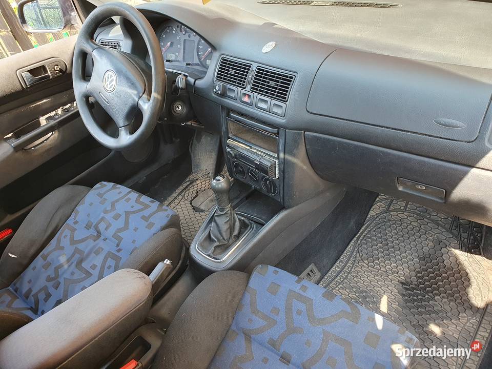 Volkswagen Golf 4 14 16v LPG Rok produkcji 1998 pomorskie Kępice