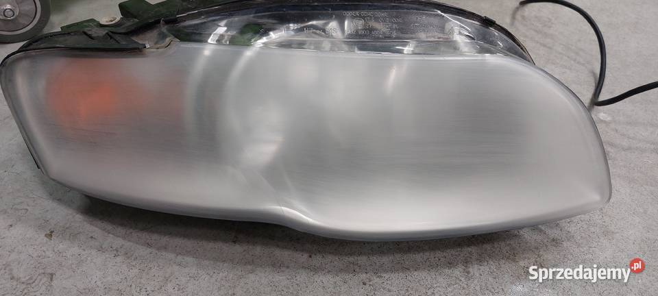 Regeneracja Reflektorow Lamp samochodowych Oświetlenie Chrząstawa Mała