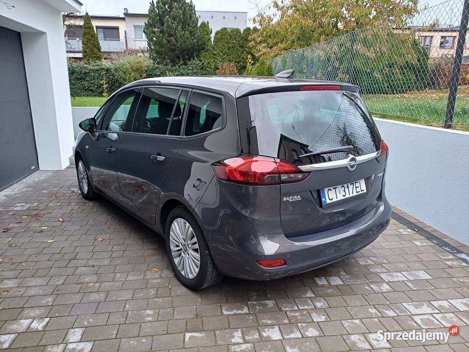 Opel Zafira 14 Turbo 140 7OSOBOWA Navi Kamera szary