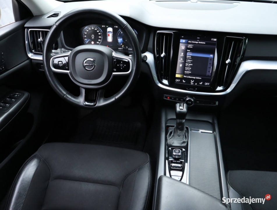 Volvo V60 D4 20 AWD podgrzewane fotele