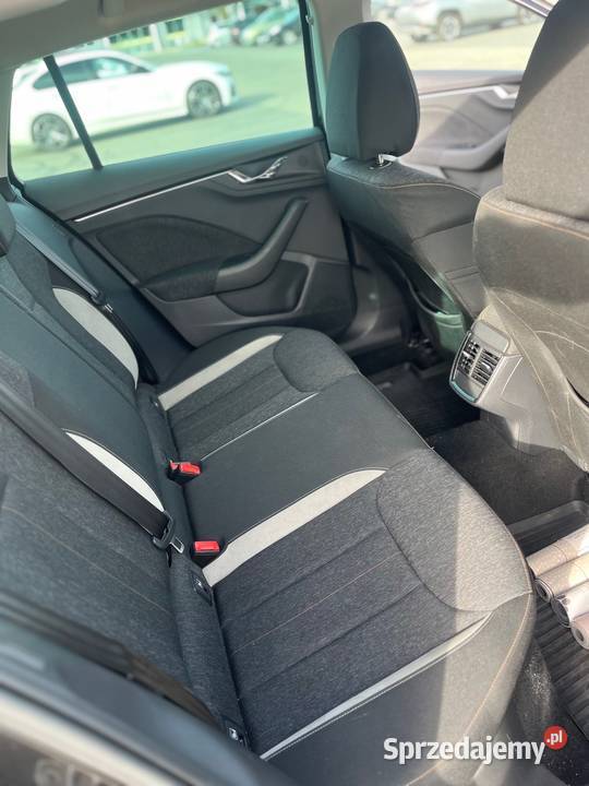 Skoda Scala niski przebieg 60 Samochody osobowe sprzedam