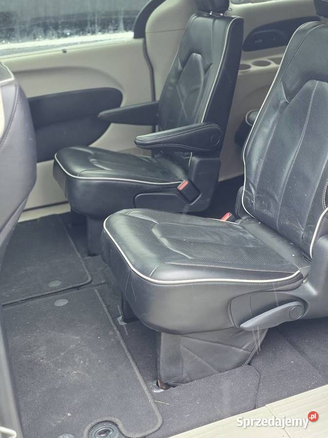 Chrysler pacifica limited 2022r podgrzewane fotele Lublin