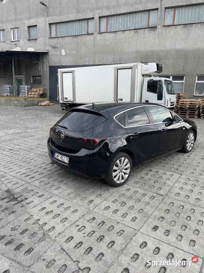 Opel Astra J 20 cdti 2010 sport