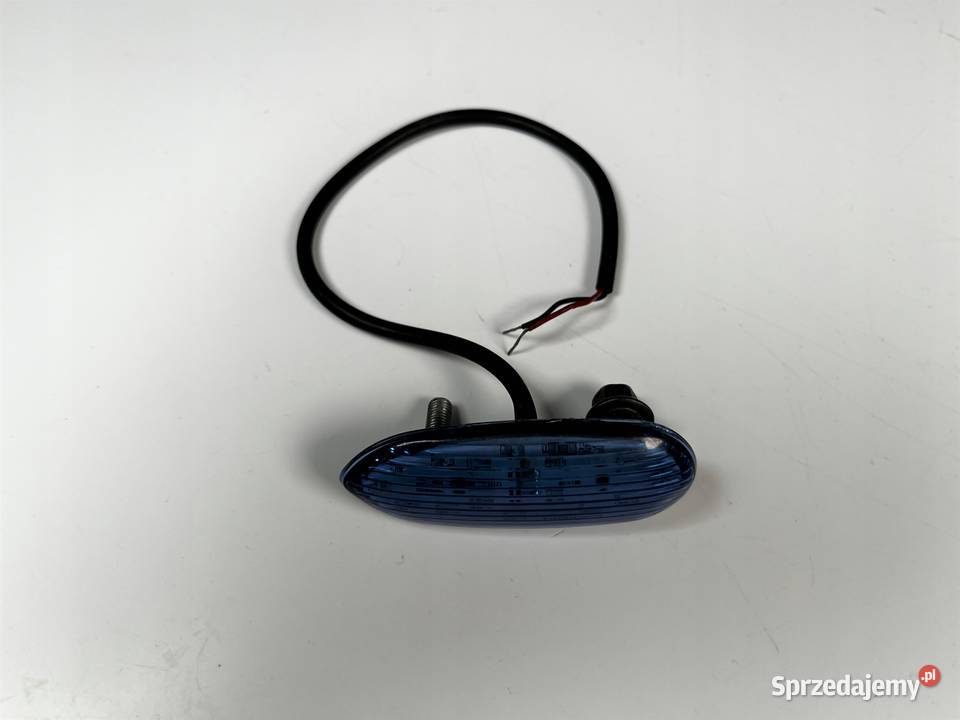 Motocyklowy kierunkowskaz LED na owiewkę Łobżenica