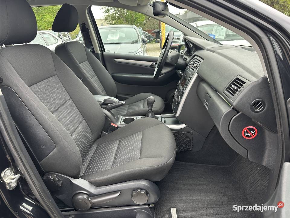 Mercedes B 180 B 180CDIManualHAKAuto komputer pokładowy Klasa B Warszawa
