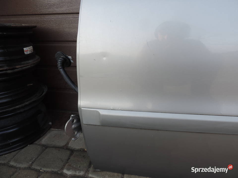 VOLVO V40 I FL DRZWI LEWE TYLNE TYŁ 35722 sprzedam