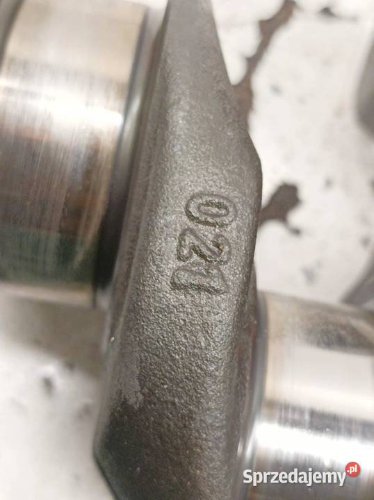 WAŁ KORBOWY 20 D B47 D20 Bmw Seria 3 VI 2011