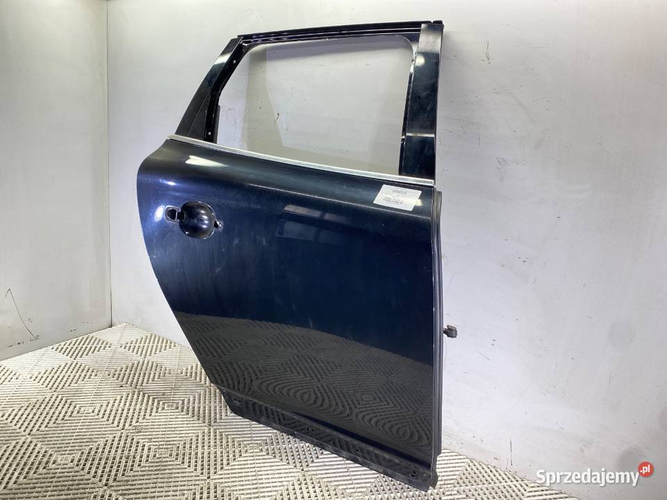 DRZWI PRAWY TYŁ VOLVO XC60 I Hatchback 0817 sprzedam