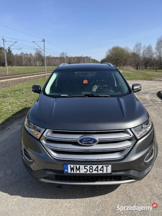 Używany Ford Edge titanium szary Cegłów