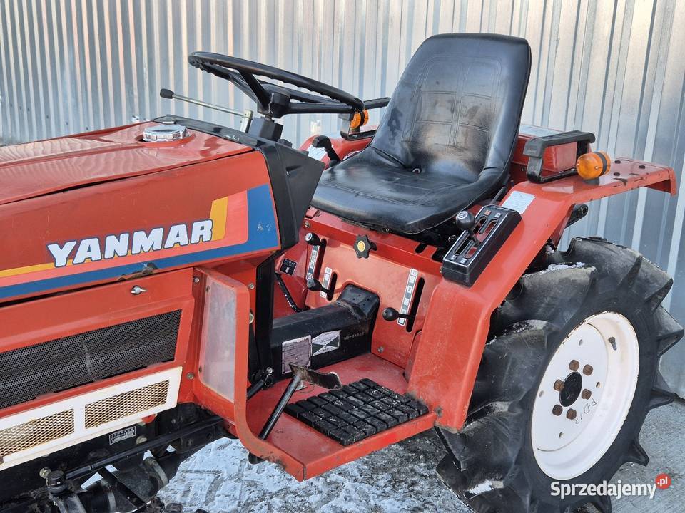 Traktorek traktor YANMAR F14D 14 44 Małuszyn sprzedam