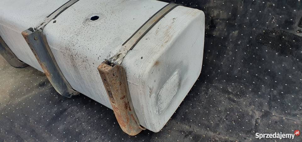 ZBIORNIK PALIWA IVECO 760L KOMPLETNY Bieleń sprzedam