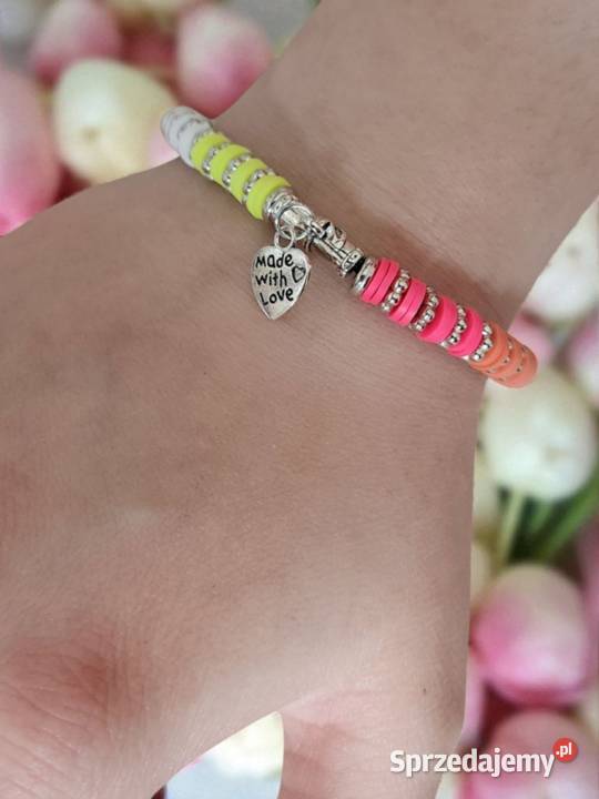 Bransoletka z tęczowych glinianych koralików Sanok