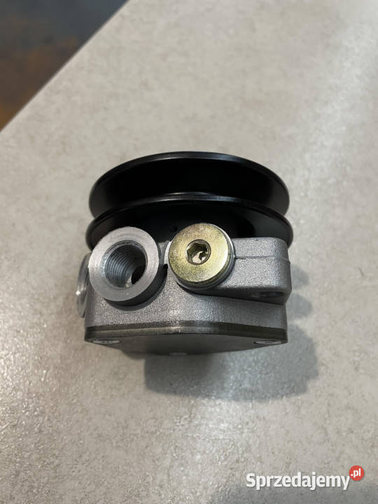 Deutz Agrotron pompa paliwa zasilająca 02112672 wielkopolskie Jastrzębniki sprzedam