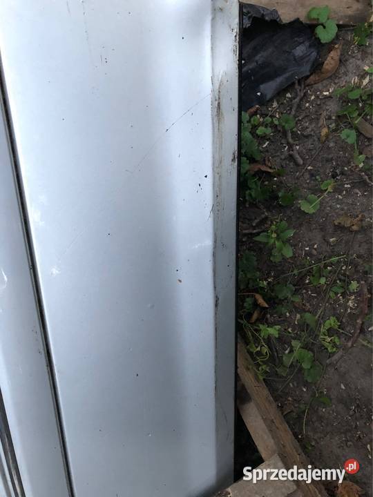 Drzwi prawy tył mercedes W203 kombi kolor 744 Karoseria Radom