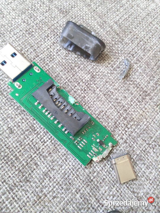 Czytnik kart SD Adapter USB firmy ISY USZKODZONY