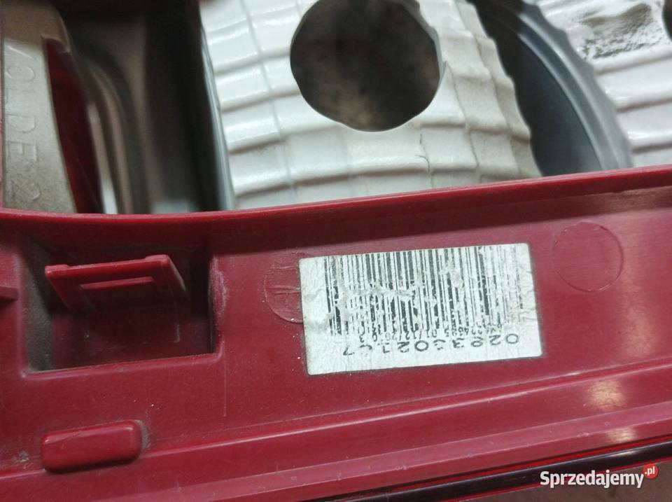 LAMPA TYŁ LEWA EU Citroen Berlingo II 2008 2018