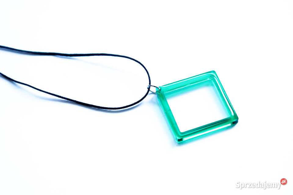 Zielony wisiorek kwadrat z żywicy epoksydowej na mazowieckie Warszawa