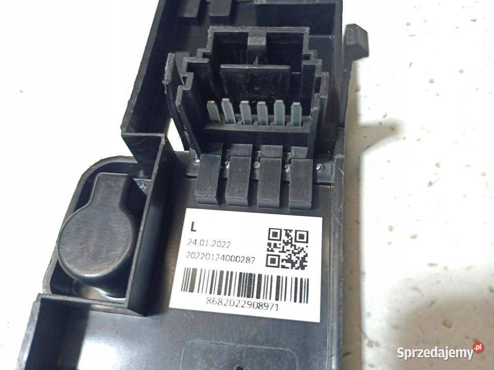 Dacia Logan I SEDAN 04 LISTWA ŻARÓWKOWA TYŁ LEWY osobowe Skarżysko-Kamienna