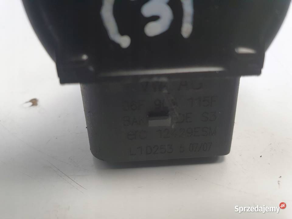 CEWKA ZAPŁONOWA VW Eos 20 FSI 06F905115F Rudka