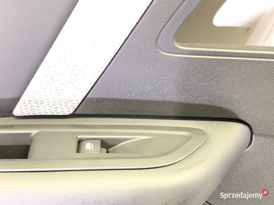 BOCZEK DRZWI LEWY TYŁ CITROEN C4 III Hatchback