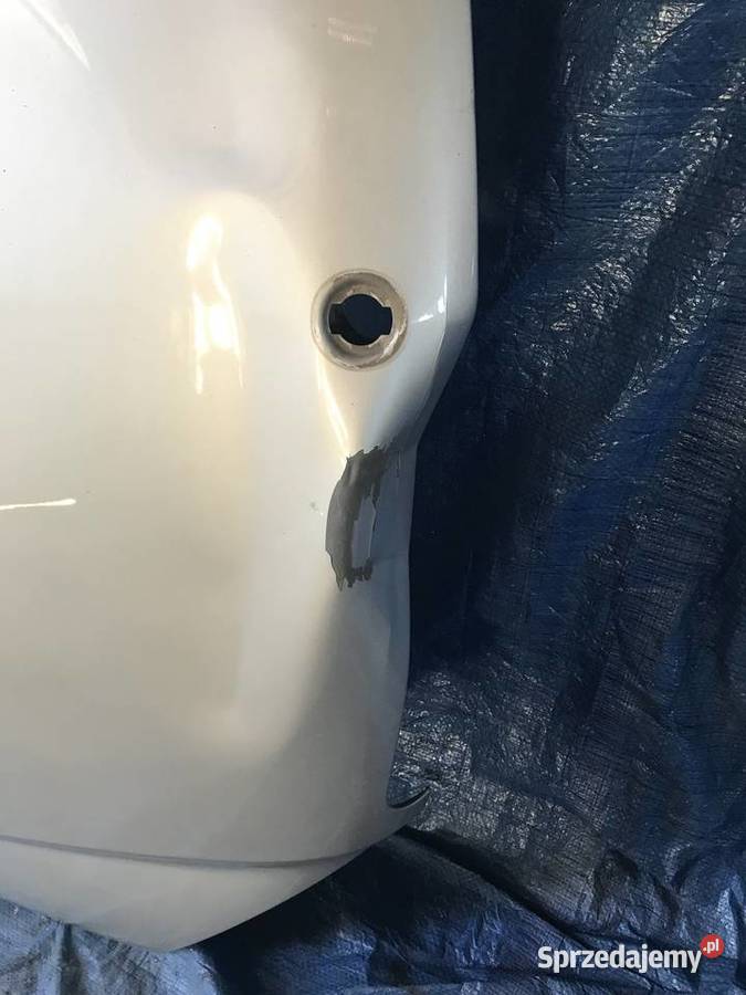 Mercedes CKlasa A 204 W204 Maska Pokrywa Silnika