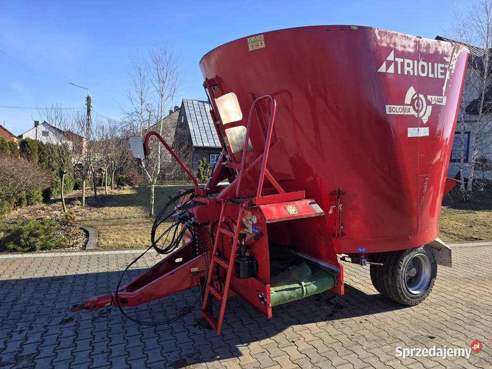 Wóz paszowy TRIOLIET SOLOMIX 11400 VLH 14 m3 Baliki sprzedam