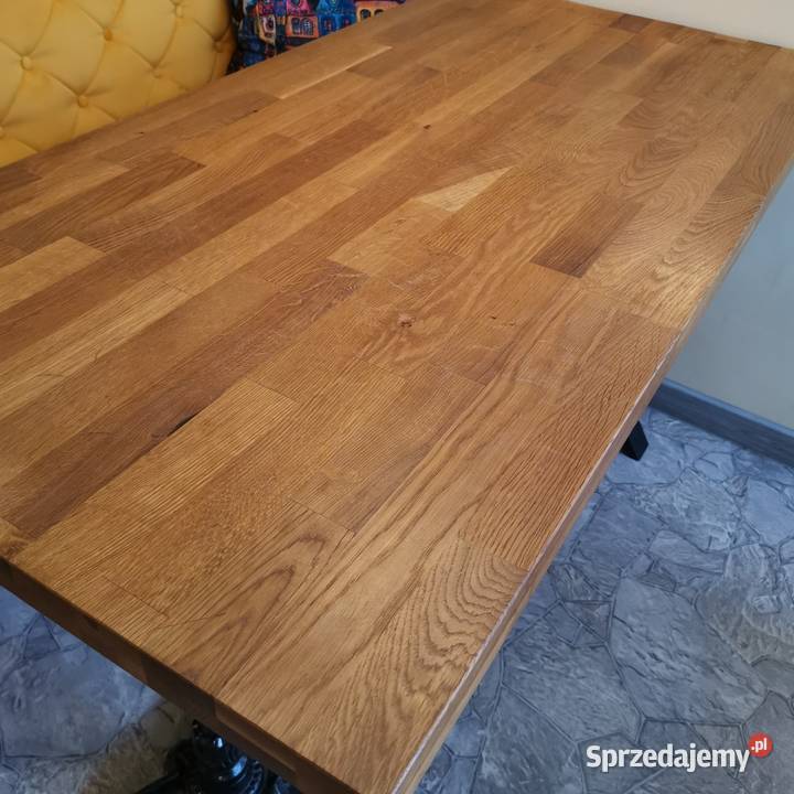 Stoliki dębowe na żeliwnych nogach