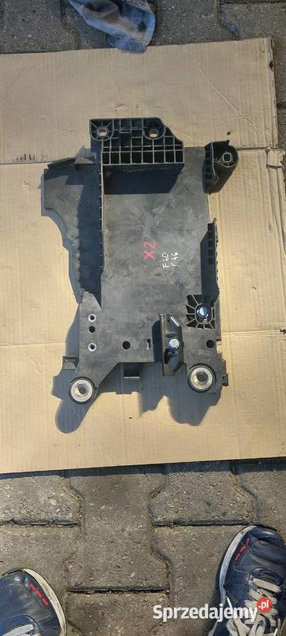 Podstawa akumulatora BMW 2 F40 F45 9387574