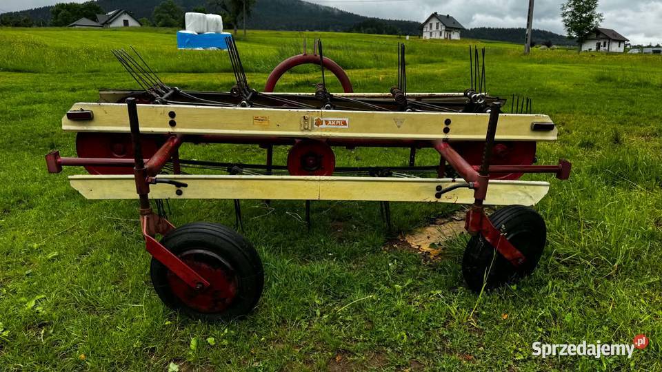Przetrząsaczo zgrabiarka TypZ222 producent AKPIL Zamieście sprzedam
