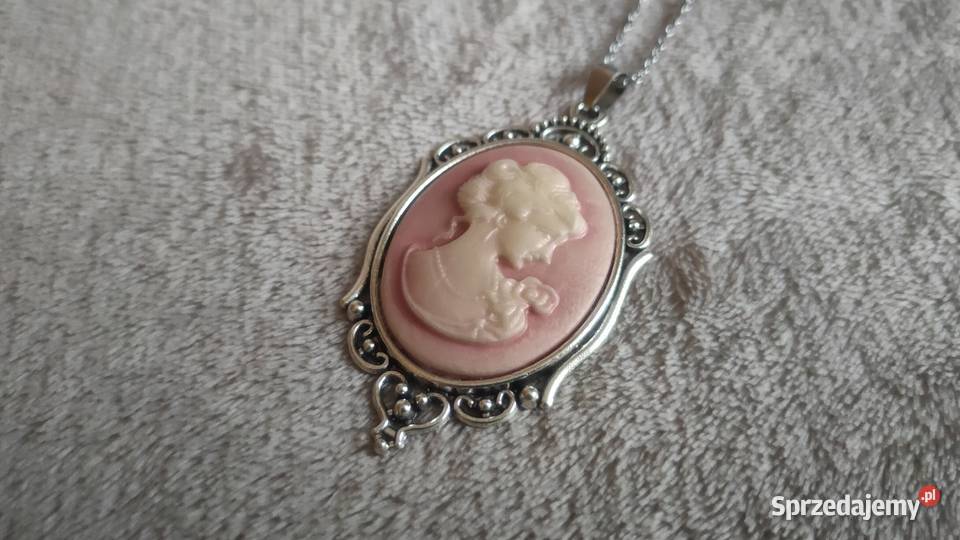 Wisior wisiorek naszyjnik kamea kobieta Tarnowskie Góry