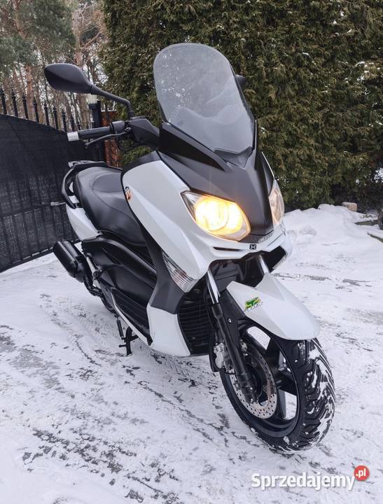 Skuter Yamaha X 125cc 2011r 21 Wtrysk 4T uszkodzony