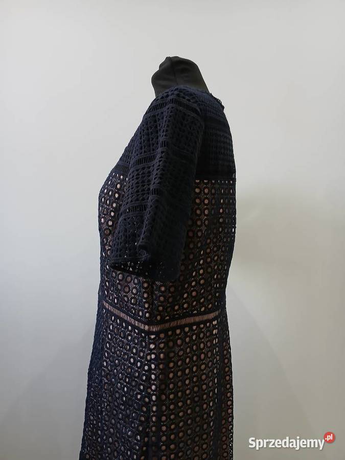 Elegancka sukienka koronka na weselekomunię