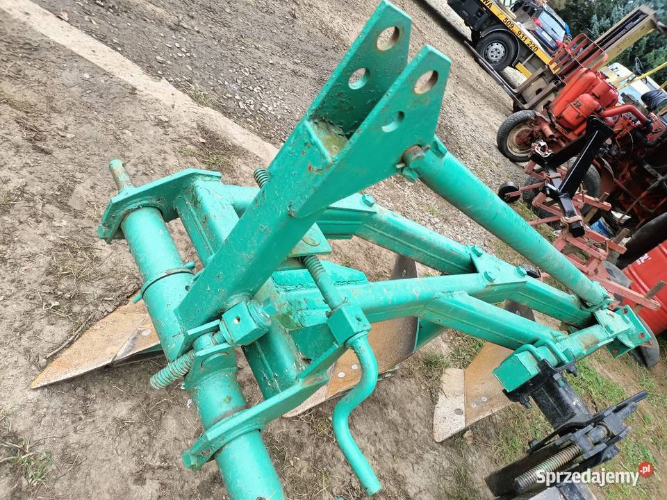 Pług Grudziądz 3skibowy Sredni wysoka slupica nieuszkodzony Jasło