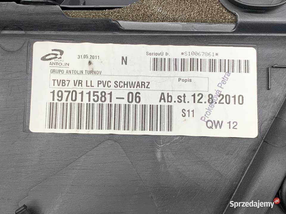 BOCZEK DRZWI PRAWY PRZÓD VW PASSAT B7 Kombi 1015 Tapicerki samochodowe