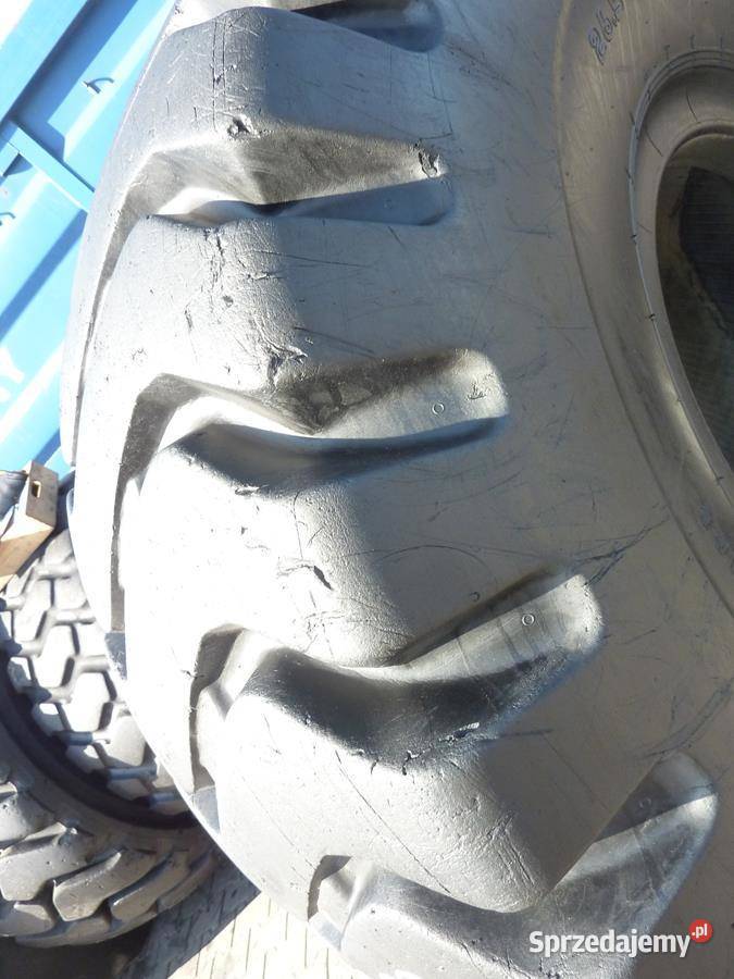 Opona używana przemysłowa 26525 265R25 KUMHO 25cale Zaścianki