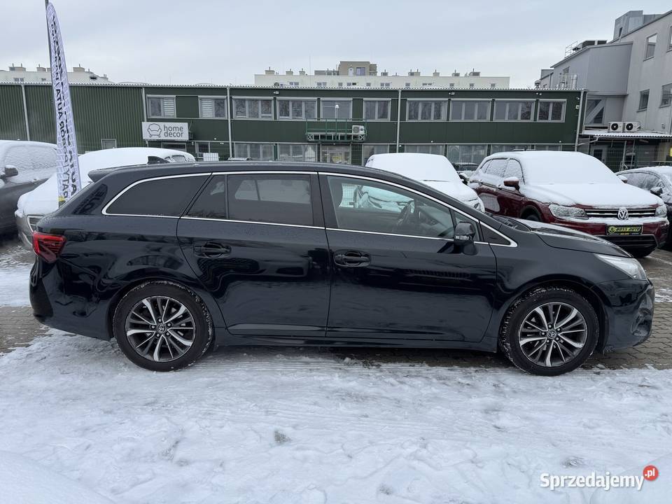 Toyota Avensis 2017 mazowieckie Warszawa