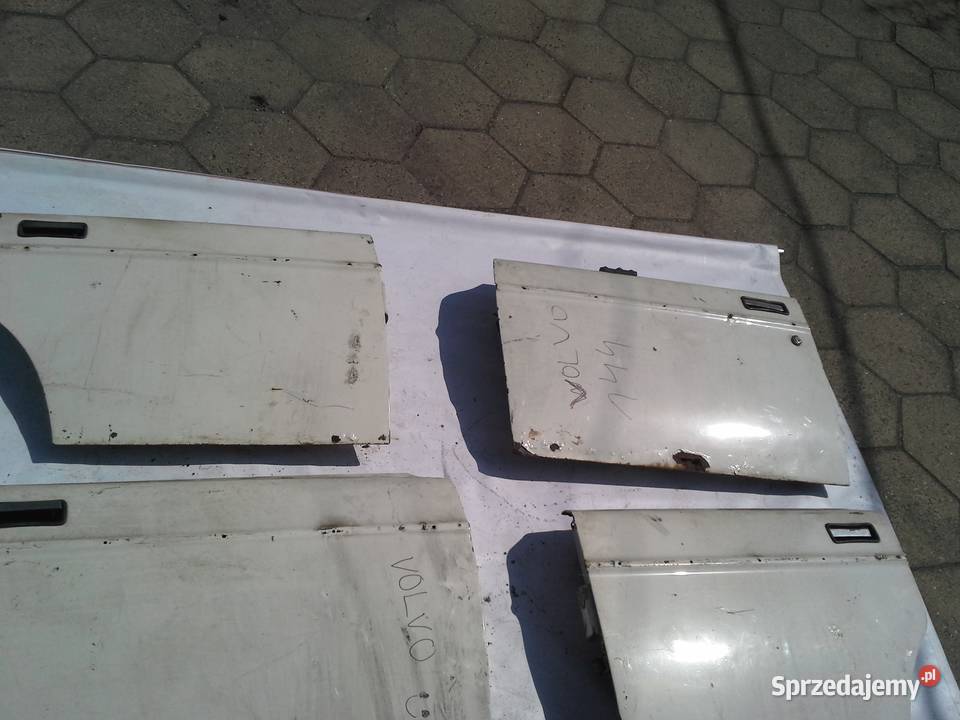 Volvo 144 komplet drzwi Łódź
