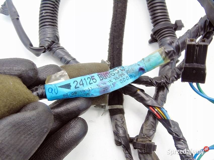 WIĄZKA DRZWI PRAWY PRZÓD NISSAN ALMERA TINO 2002 Pozostałe Sosnowiec sprzedam