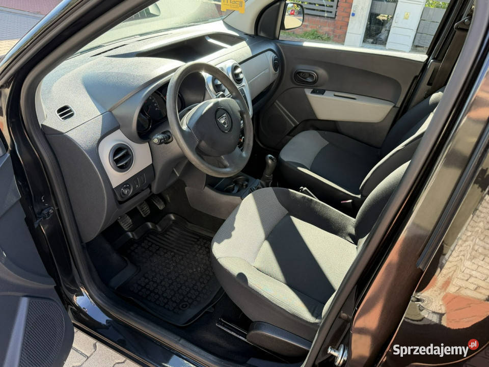 Dacia Dokker Dacia Dokker Zarejestrowany 16 światła do jazdy dziennej Gostyń