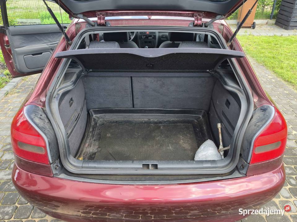 Audi A3 8L 16 benzyna 292 klima szyberdach elektryczne lusterka Toruń sprzedam