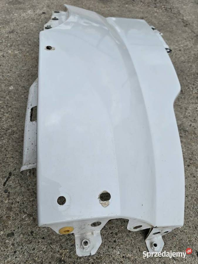 Iveco Daily 6 VI błotnik prawy przód biały osobowe dolnośląskie
