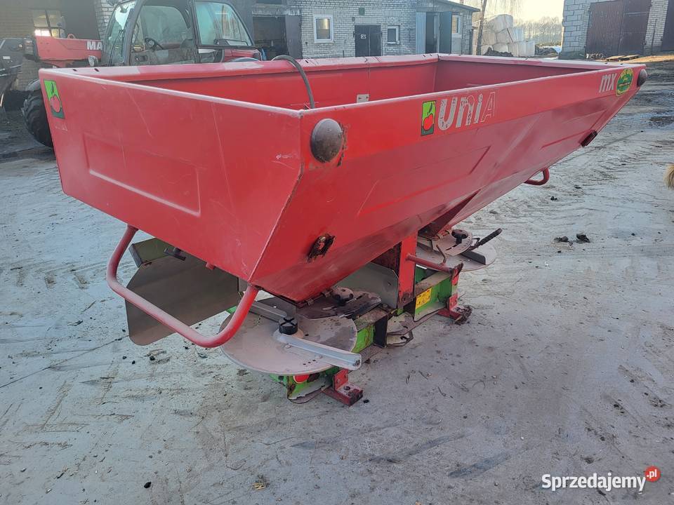Rozsiewacz Unia MX850 Rozsiewacze nawozów