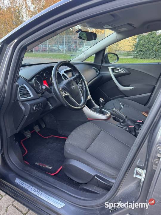 Opel astra 14 turbo 140 2011 ZAMIANA