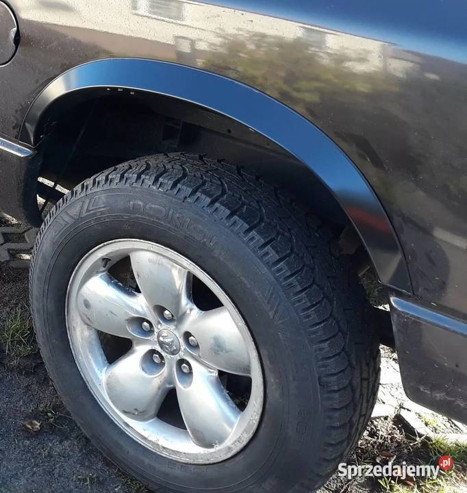Dodge Ram III nakładki na błotniki kpl 4 listwa Ostrów Wielkopolski