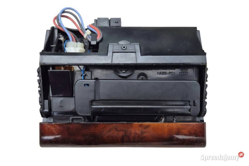 POPIELNICZKA PRZÓD Z WKŁADEM AUDI A6 C5 IMITACJA Działoszyce sprzedam