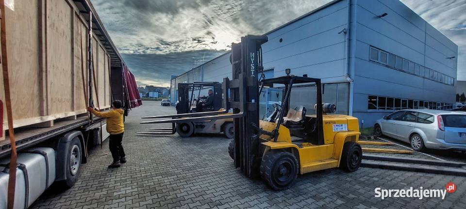 Załadunki i rozładunki maszyn i urządzeń Wynajem pojazdów Kraków auto wynajem