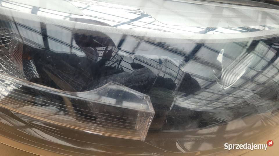 RENAULT CAPTUR I 13 LAMPA PRAWA REFLEKTOR PRAWY Ruda Śląska