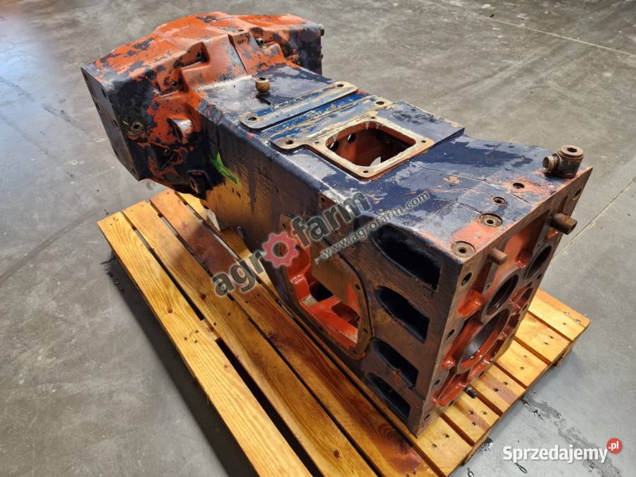Obudowa skrzyni biegów DeutzFahr DX110 DX630 Byków