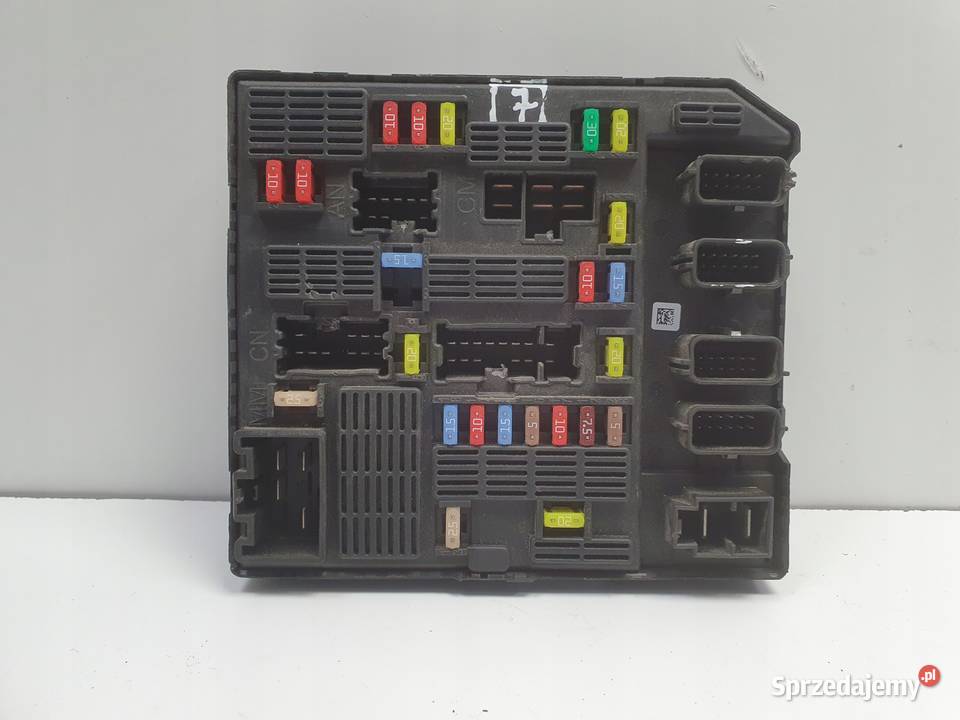 Renault Scenic III 19 dCi MODUŁ BSI skrzynka Skrzynki bezpieczników Rudka